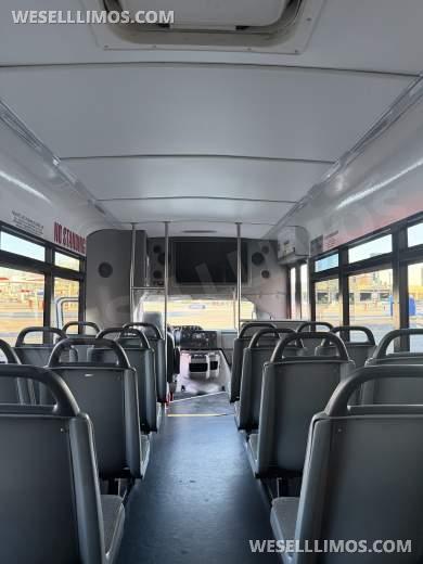 2016 Ford E-450 Winnebago Coach Builder 25 Passenger Shuttle Buses - Executive Shuttle for Sale in Las Vegas, NV - Photo 15