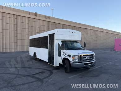 2016 Ford E-450 Winnebago Coach Builder 25 Passenger Shuttle Buses - Executive Shuttle for Sale in Las Vegas, NV - Photo 19
