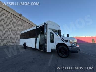2016 Ford E-450 Winnebago Coach Builder 25 Passenger Shuttle Buses - Executive Shuttle for Sale in Las Vegas, NV - Photo 28