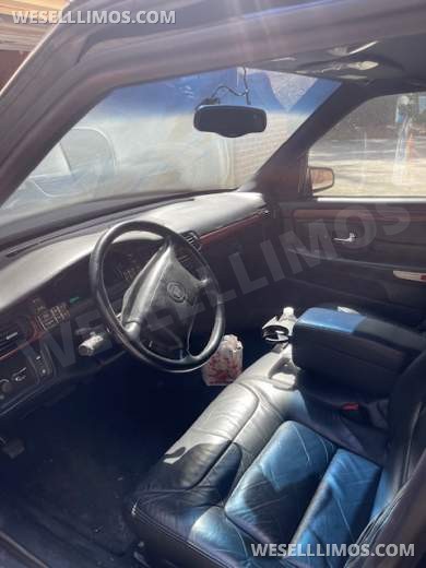 Commercial Glass - Presidential 1999 Cadillac DeVille Limousine - Only 40K miles - Sharp - Limousine for Sale in St Marys, GA - Photo 3