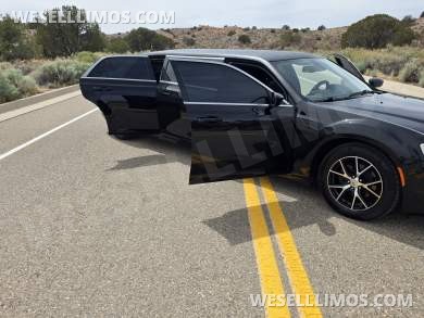 2017 Chrysler 300- Mini Stretch Limousine - Limousine for Sale in Rio Rancho, NM - Photo 7