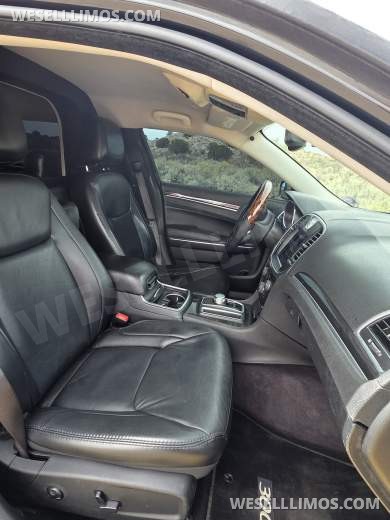 2017 Chrysler 300- Mini Stretch Limousine - Limousine for Sale in Rio Rancho, NM - Photo 11