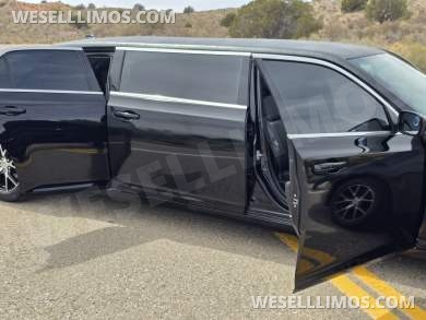 2017 Chrysler 300- Mini Stretch Limousine - Limousine for Sale in Rio Rancho, NM - Photo 13