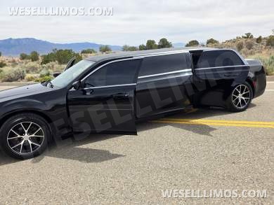 2017 Chrysler 300- Mini Stretch Limousine - Limousine for Sale in Rio Rancho, NM - Photo 21