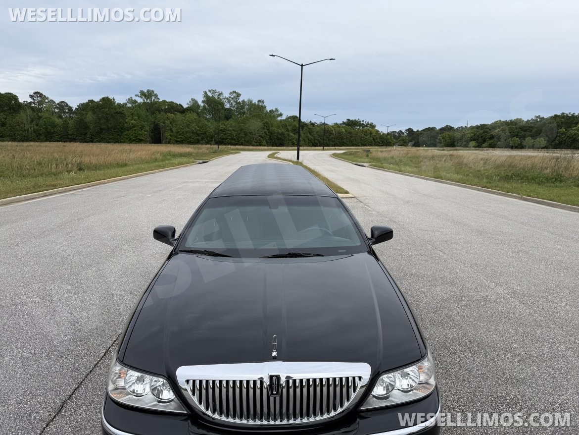 Photo of Limousine for sale: 2007 Lincoln Super stretch by Executive Coach Builders