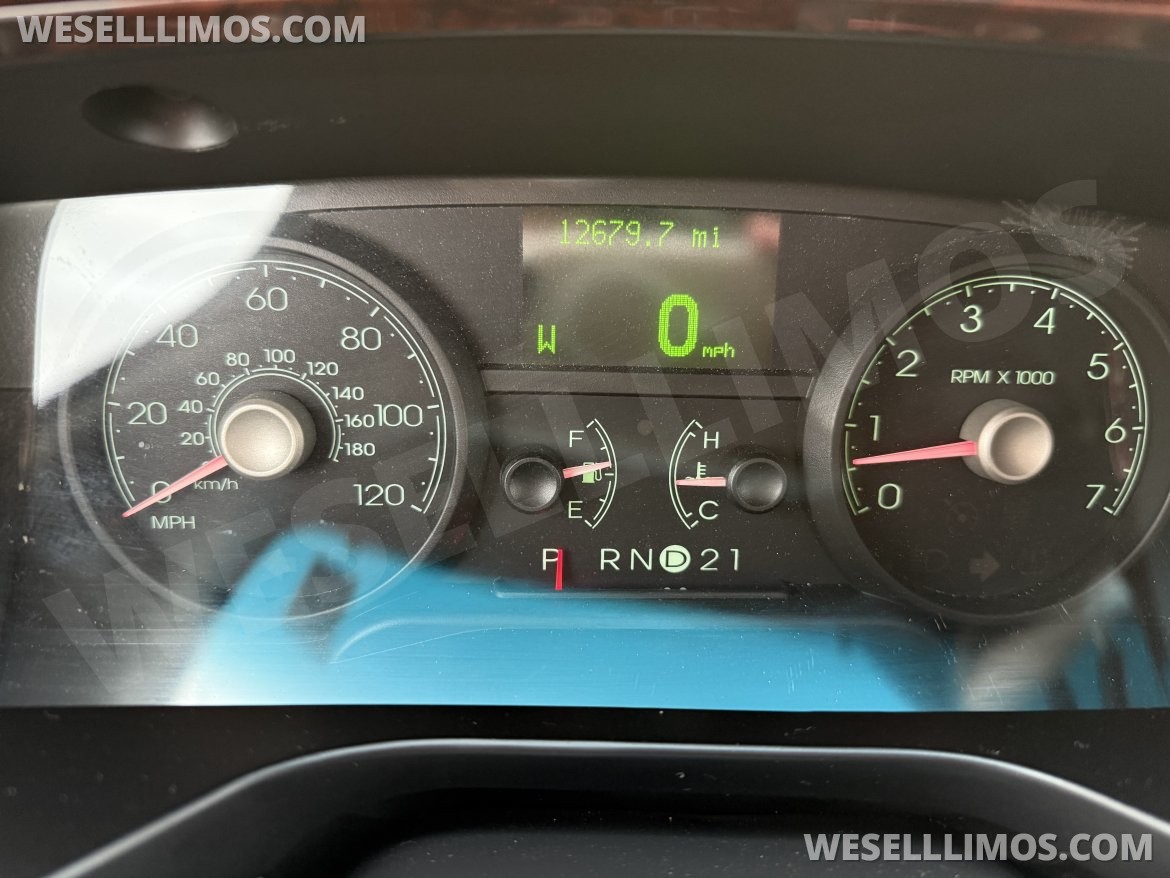 Photo of Limousine for sale: 2007 Lincoln Super stretch by Executive Coach Builders