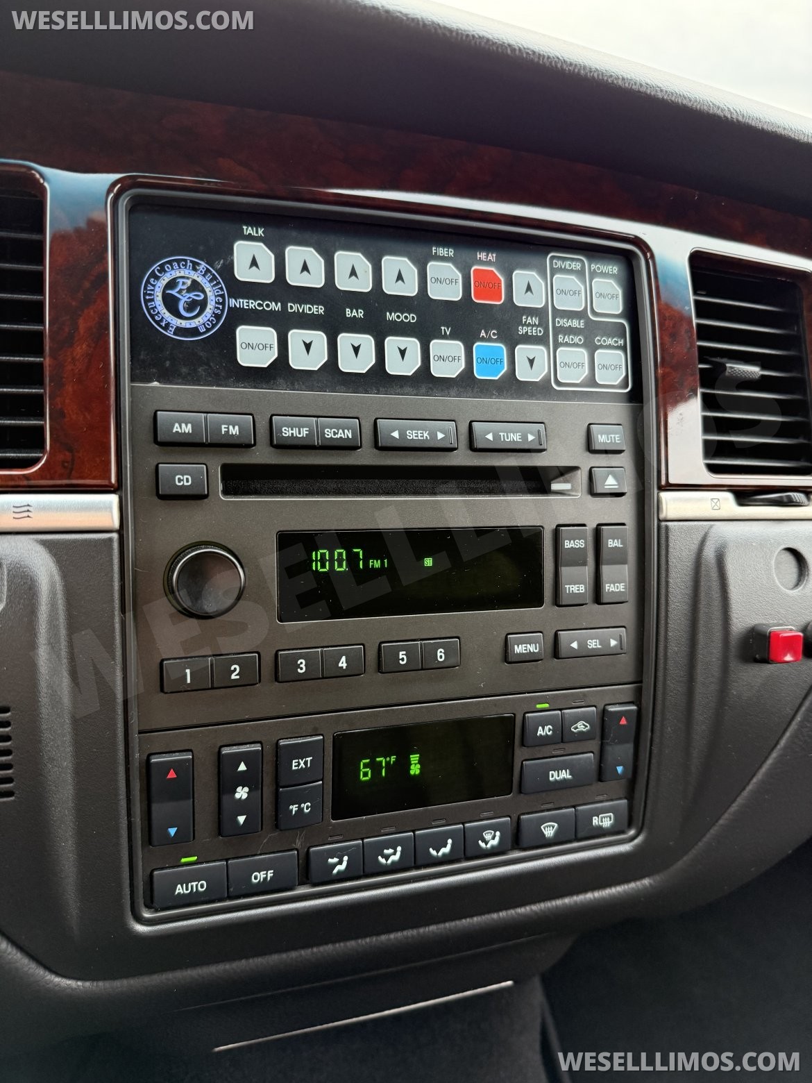 Photo of Limousine for sale: 2007 Lincoln Super stretch by Executive Coach Builders