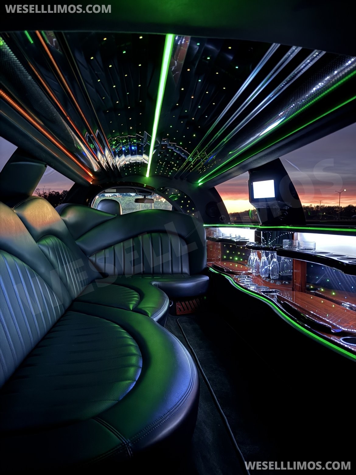 Photo of Limousine for sale: 2007 Lincoln Super stretch by Executive Coach Builders