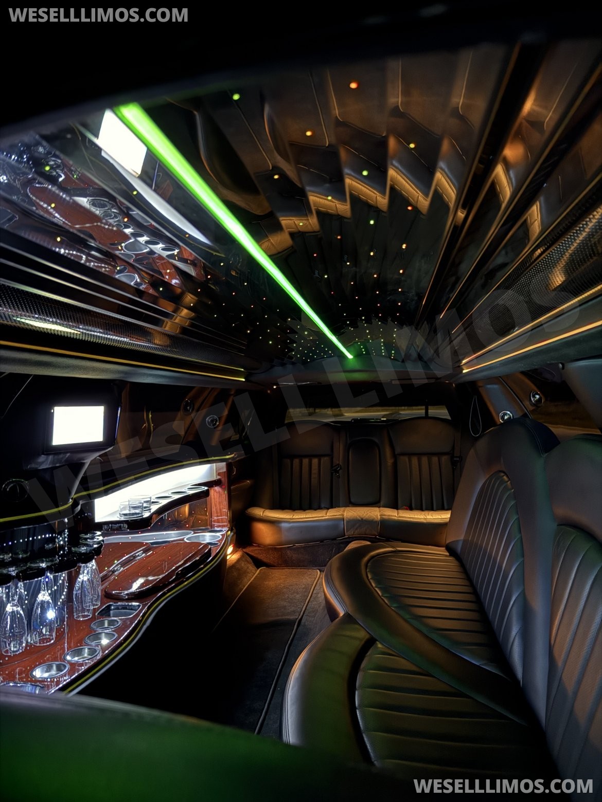 Photo of Limousine for sale: 2007 Lincoln Super stretch by Executive Coach Builders