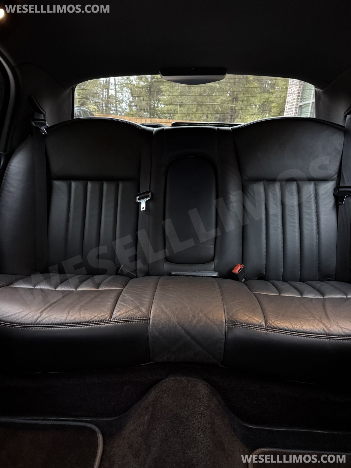 Photo of Limousine for sale: 2007 Lincoln Super stretch by Executive Coach Builders