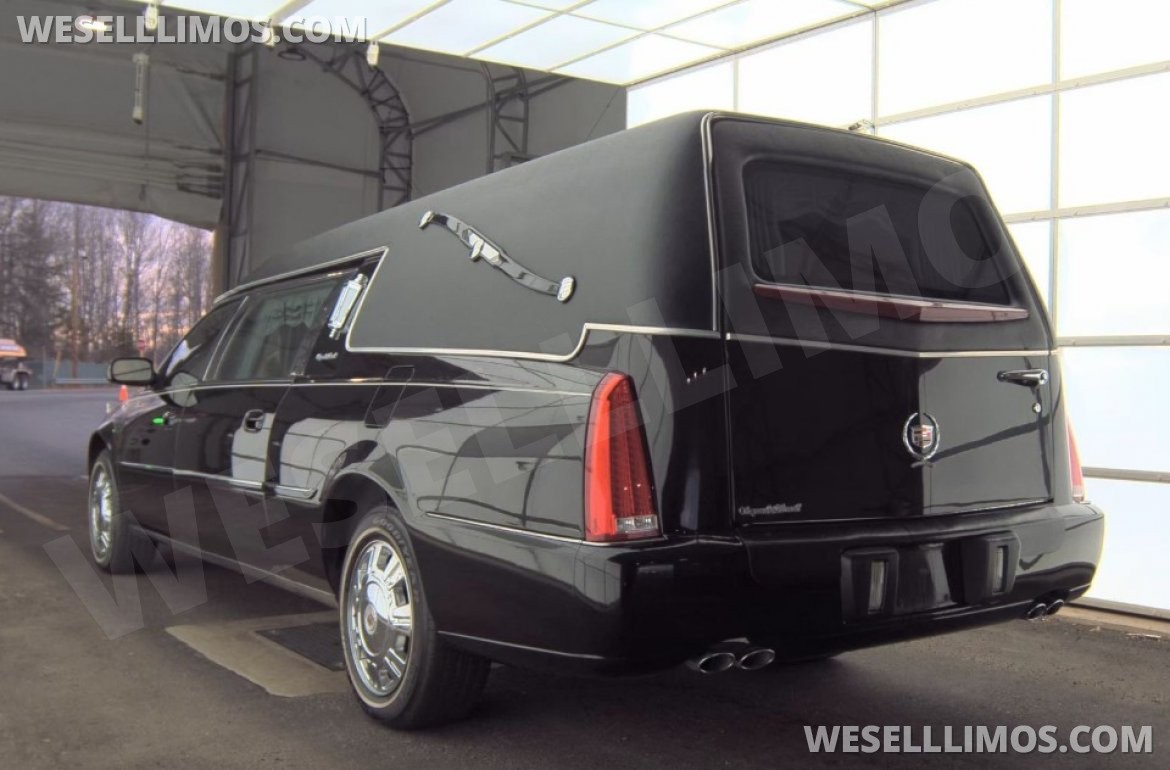 Photo of Funeral for sale: 2010 Cadillac DTS Professional 22"