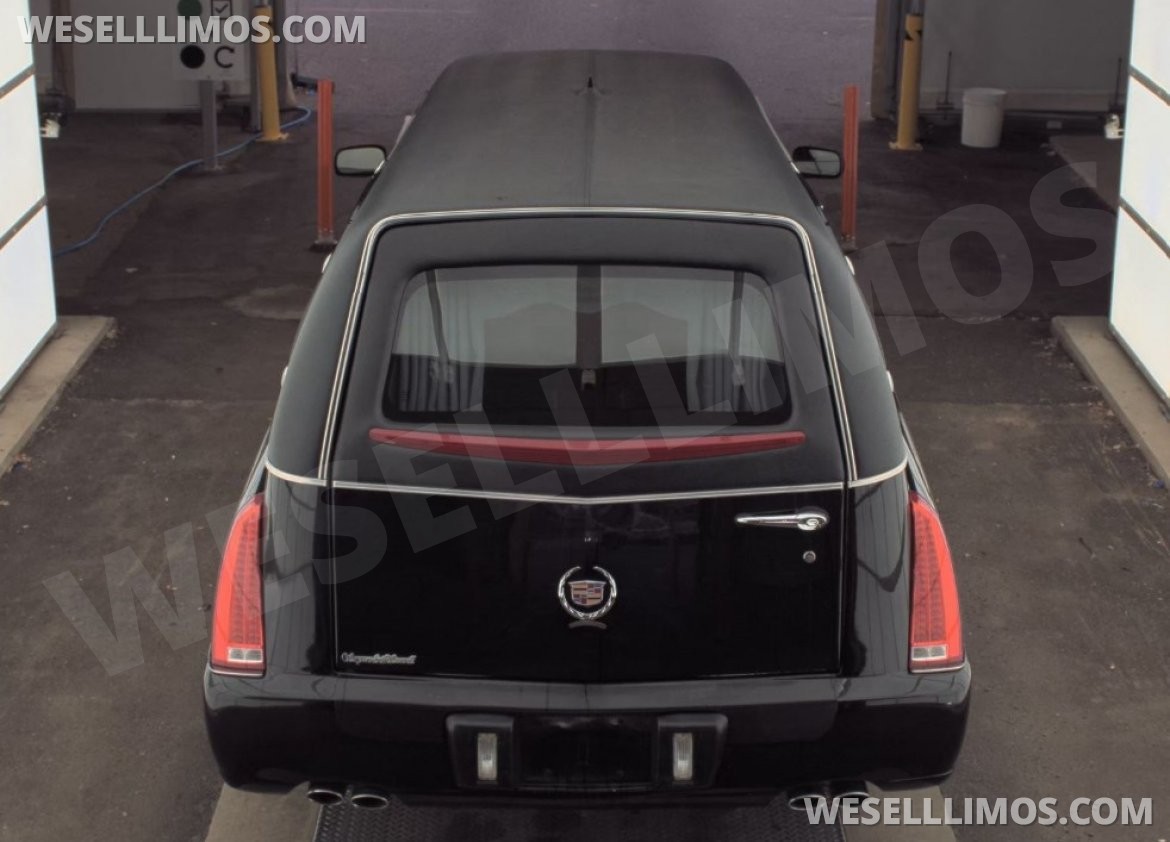 Photo of Funeral for sale: 2010 Cadillac DTS Professional 22"