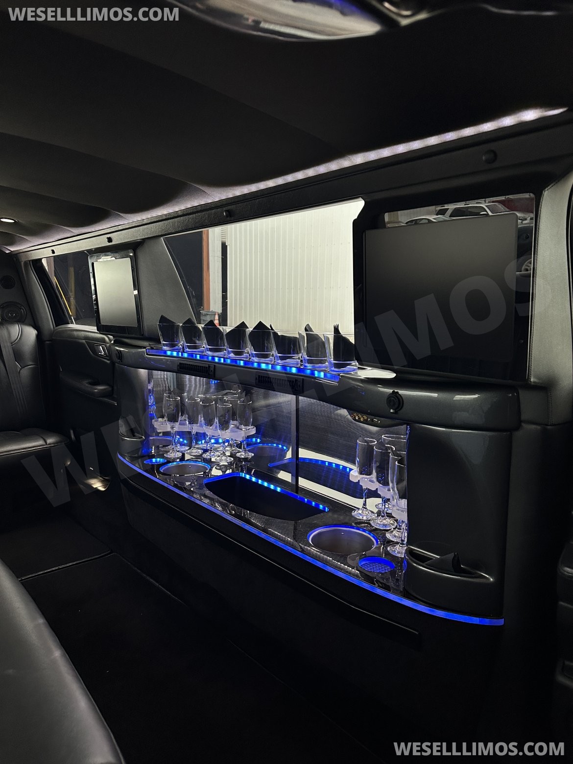 Photo of Limousine for sale: 2018 Lincoln MKT