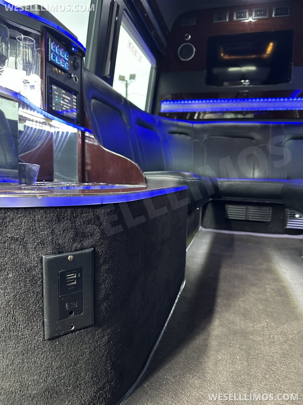 Photo of Sprinter for sale: 2017 Mercedes-Benz Sprinter 3500