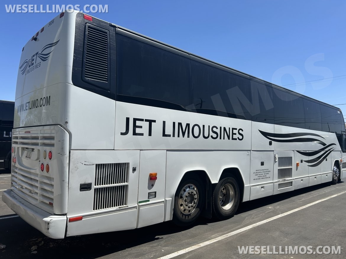 Photo of Motorcoach for sale: 2008 Prevost H3-45 L 45"