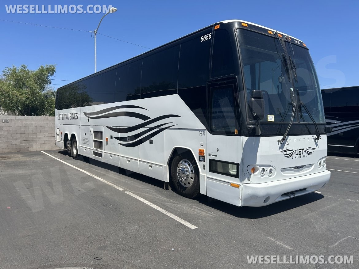 Motorcoach for sale: 2008 Prevost H3-45 L 45"
