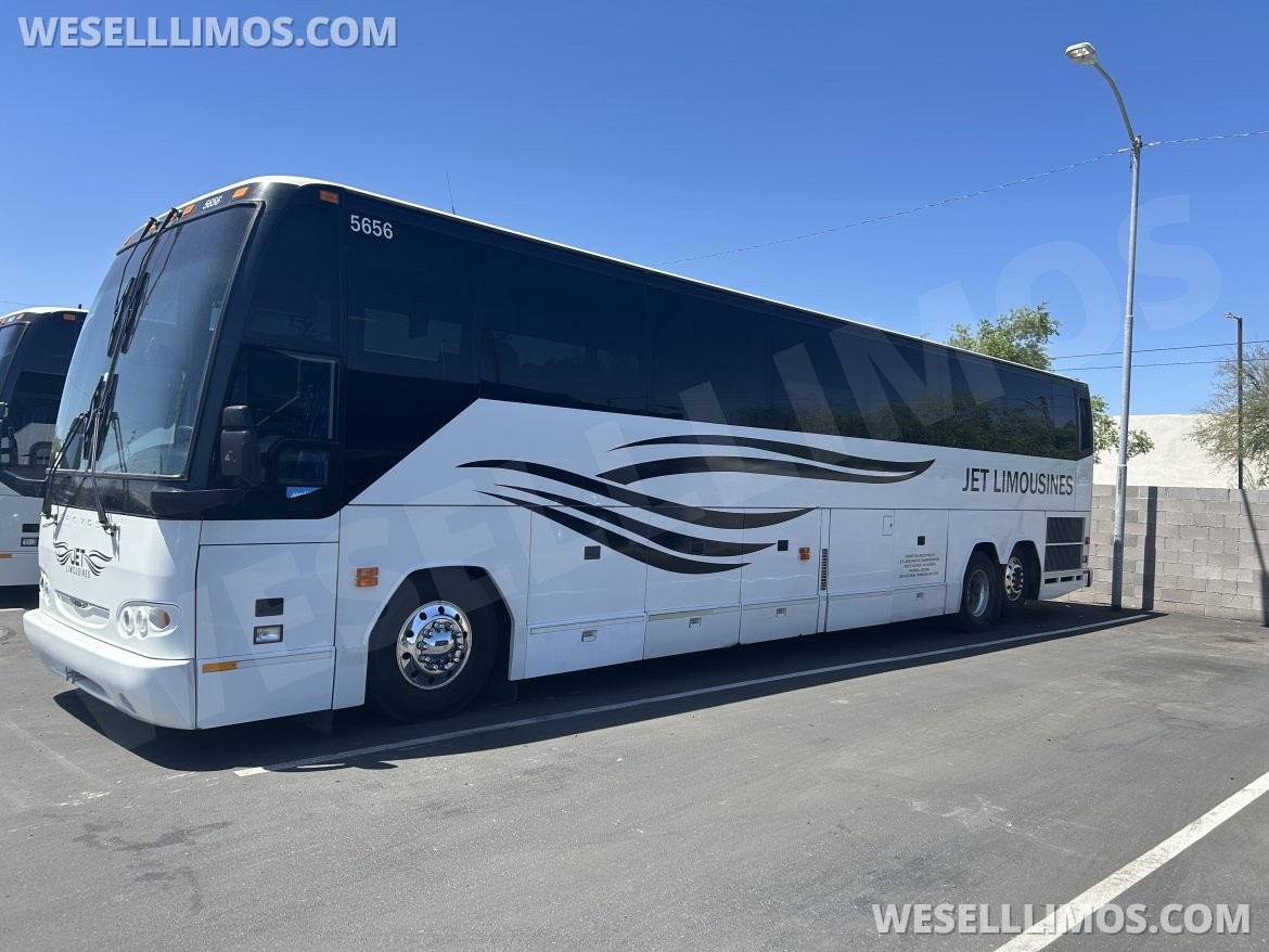 Photo of Motorcoach for sale: 2008 Prevost H3-45 L 45"