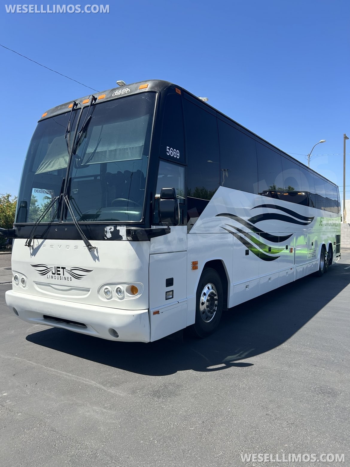 Photo of Motorcoach for sale: 2003 Prevost H345 45"