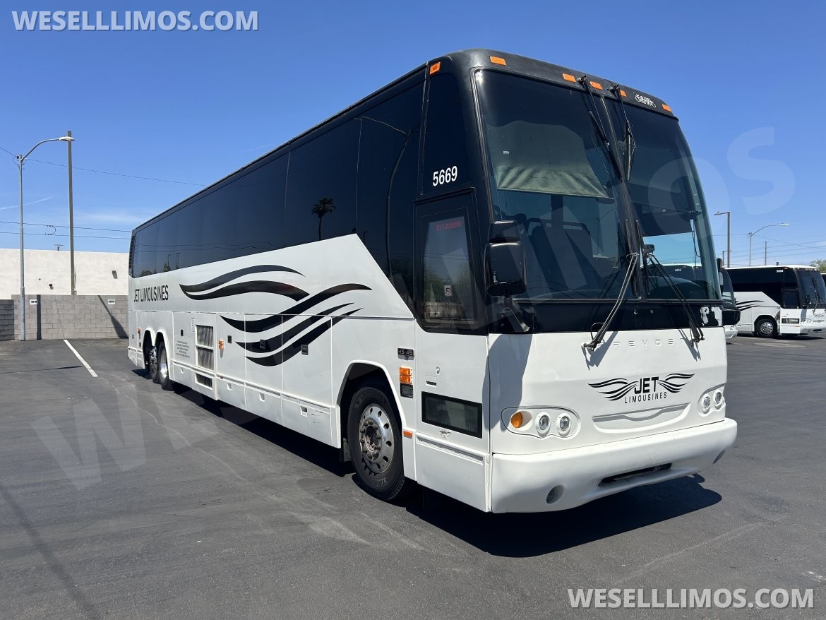 Motorcoach for sale: 2003 Prevost H345 45"