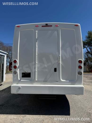 2012 Tiffany Freightliner M2 Executive Shuttle - Executive Shuttle for Sale in Westport, MA - Photo 13