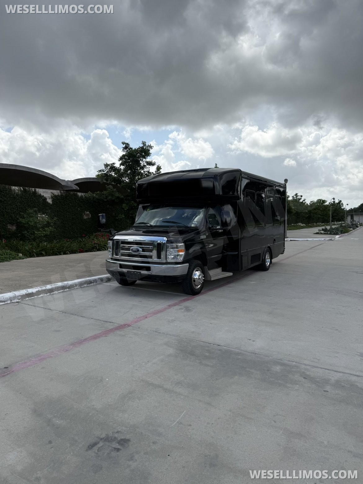 Limo Bus for sale: 2019 Ford E-450