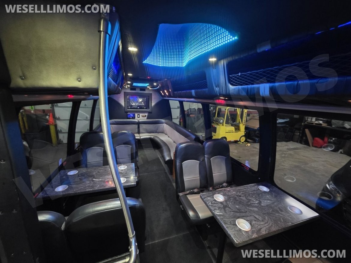 Limo Bus for sale: 2011 Ford E450 by Ameritrans