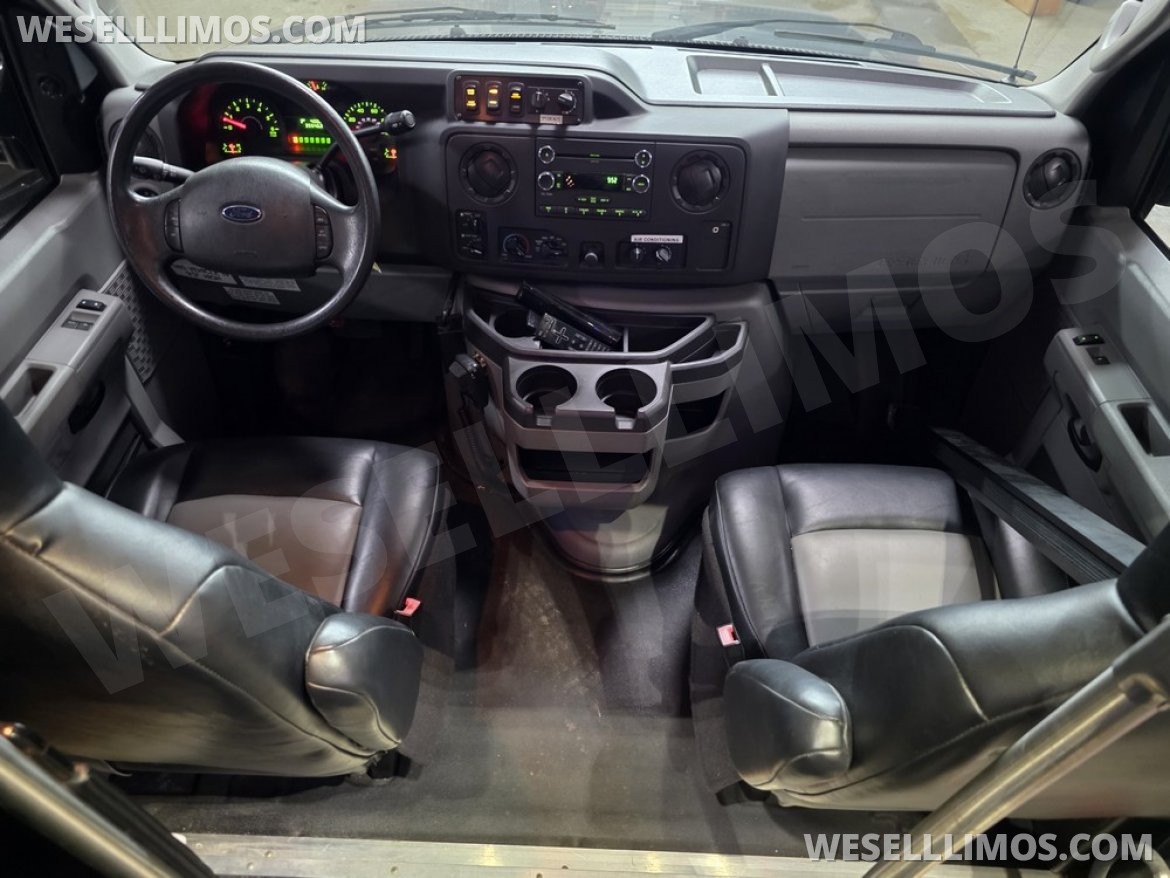 Photo of Limo Bus for sale: 2011 Ford E450 by Ameritrans