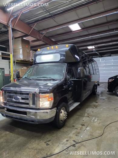 2011 Ameritrans Ford E450 Limo Bus - Limo Bus for Sale in Erie, PA - Photo 24