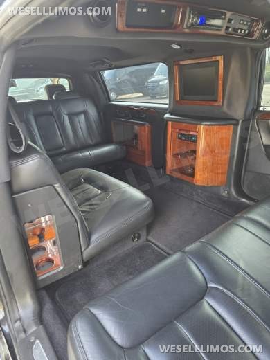 2008 Dabryan Cadillac Deville Limo Bus - Limo Bus for Sale in Erie, PA - Photo 5