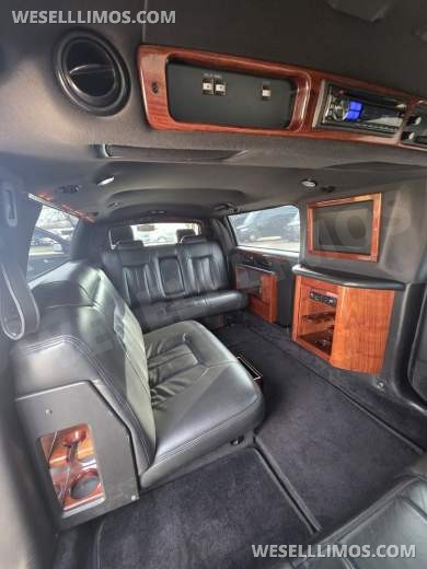 2008 Dabryan Cadillac Deville Limo Bus - Limo Bus for Sale in Erie, PA - Photo 6