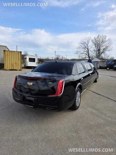2008 Dabryan Cadillac Deville Limo Bus - Limo Bus for Sale in Erie, PA - Photo 21