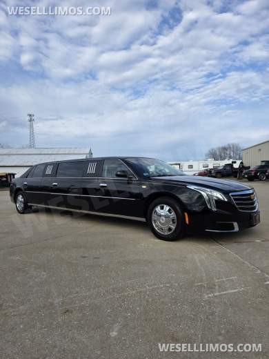 2008 Dabryan Cadillac Deville Limo Bus - Limo Bus for Sale in Erie, PA - Photo 26