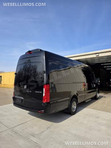 2023 SPV Mercedes-Benz Sprinter Limo Bus - Limo Bus for Sale in Erie, PA - Photo 30