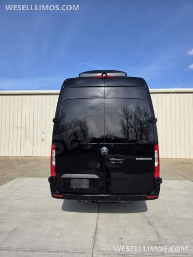 2023 SPV Mercedes-Benz Sprinter Limo Bus - Limo Bus for Sale in Erie, PA - Photo 31