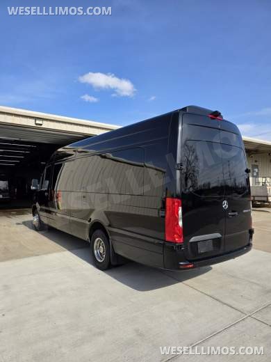 2023 SPV Mercedes-Benz Sprinter Limo Bus - Limo Bus for Sale in Erie, PA - Photo 32