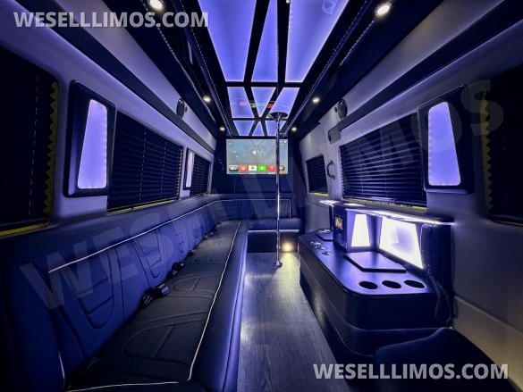 2025 Mercedes-Benz Supreme Sprinter for Sale in San Antonio, TX - Photo 3