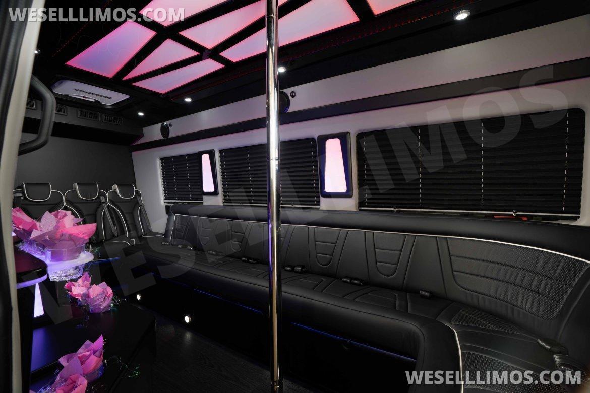 Sprinter for Sale in San Antonio, TX - Photo 2