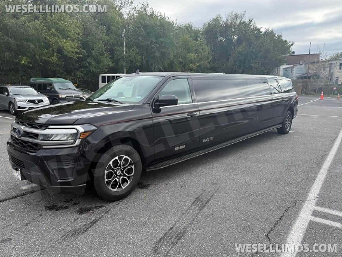Photo of SUV Stretch for sale: 2022 Ford expedition 140" by pinnacle