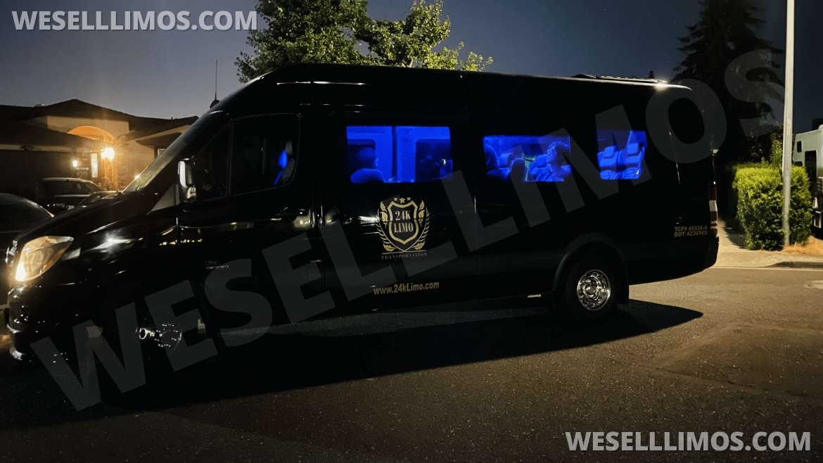 Photo of Sprinter for sale: 2016 Mercedes-Benz 3500 by Grech