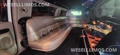 2005 Krystal Coach Ford Excursion Limousine - Limousine for Sale in Modesto, CA - Photo 10