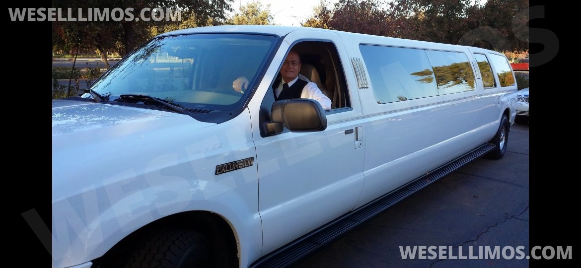 Limousine for sale: 2006 Ford Excursion 140" by Krystal Coach