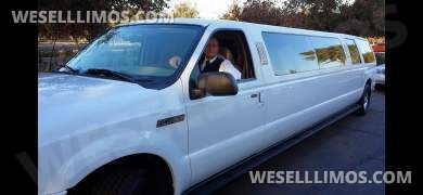 2006 Ford Excursion Limousine for Sale in Modesto, CA