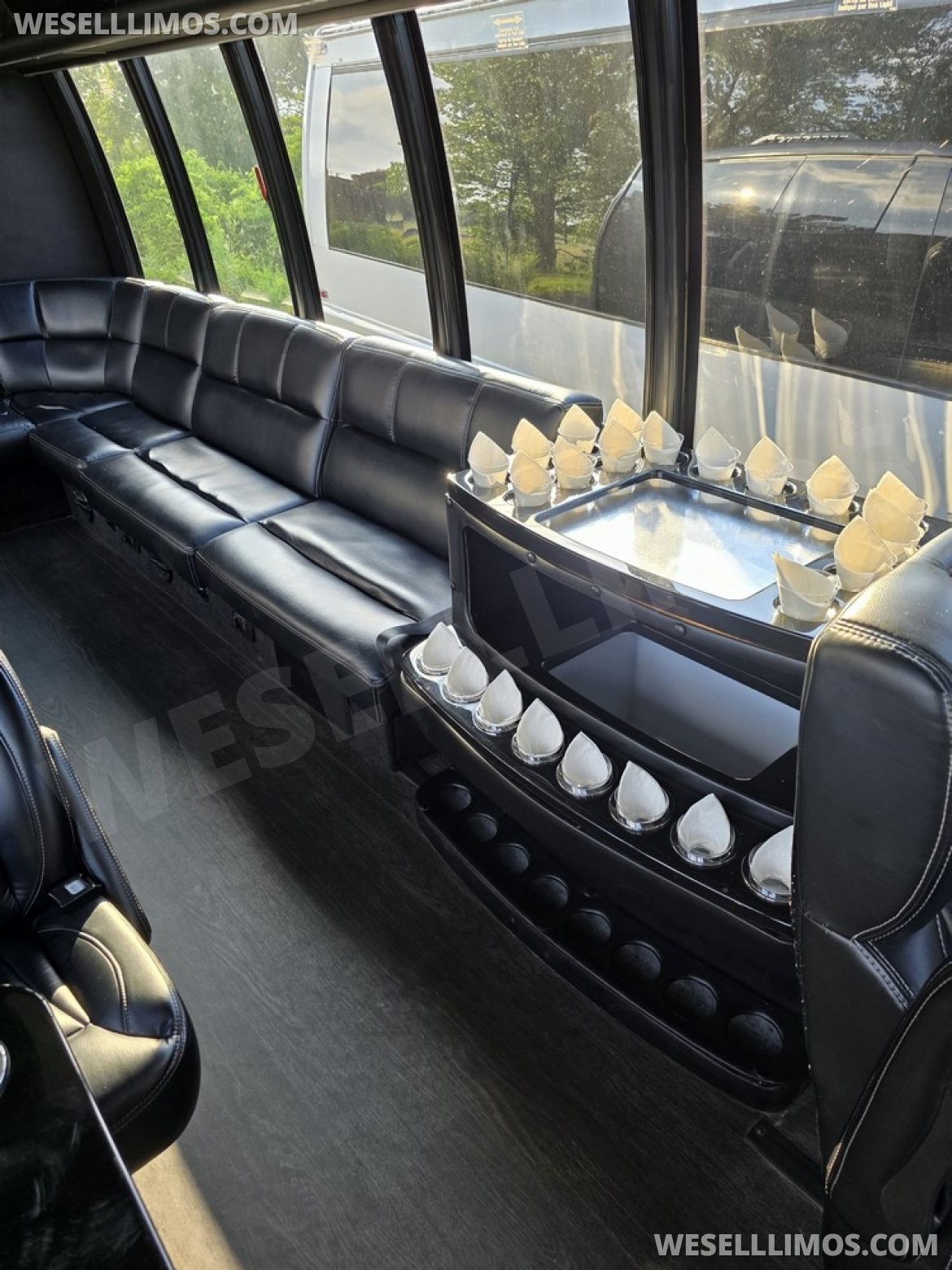 Photo of Limo Bus for sale: 2018 Ford F550 Limo Bus by Turtle Top