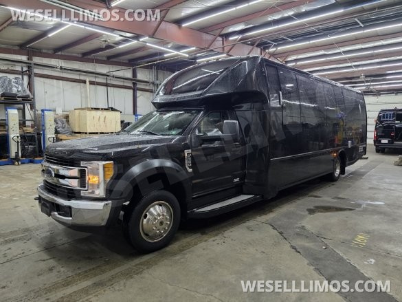 2018 Ford F550 Limo Bus Limo Bus for Sale in Erie, PA - Main Photo