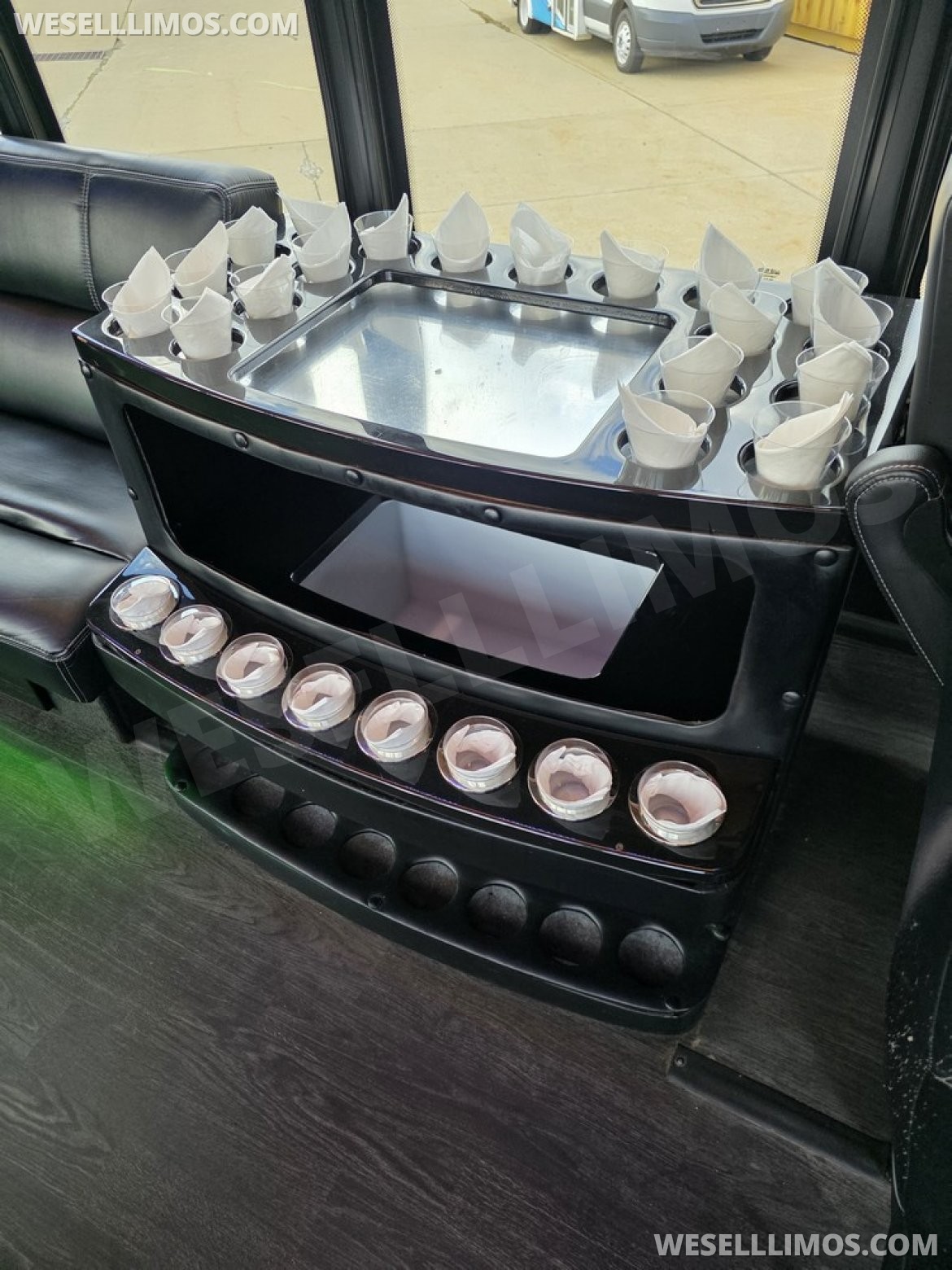 Photo of Limo Bus for sale: 2018 Ford F550 Limo Bus by Turtle Top