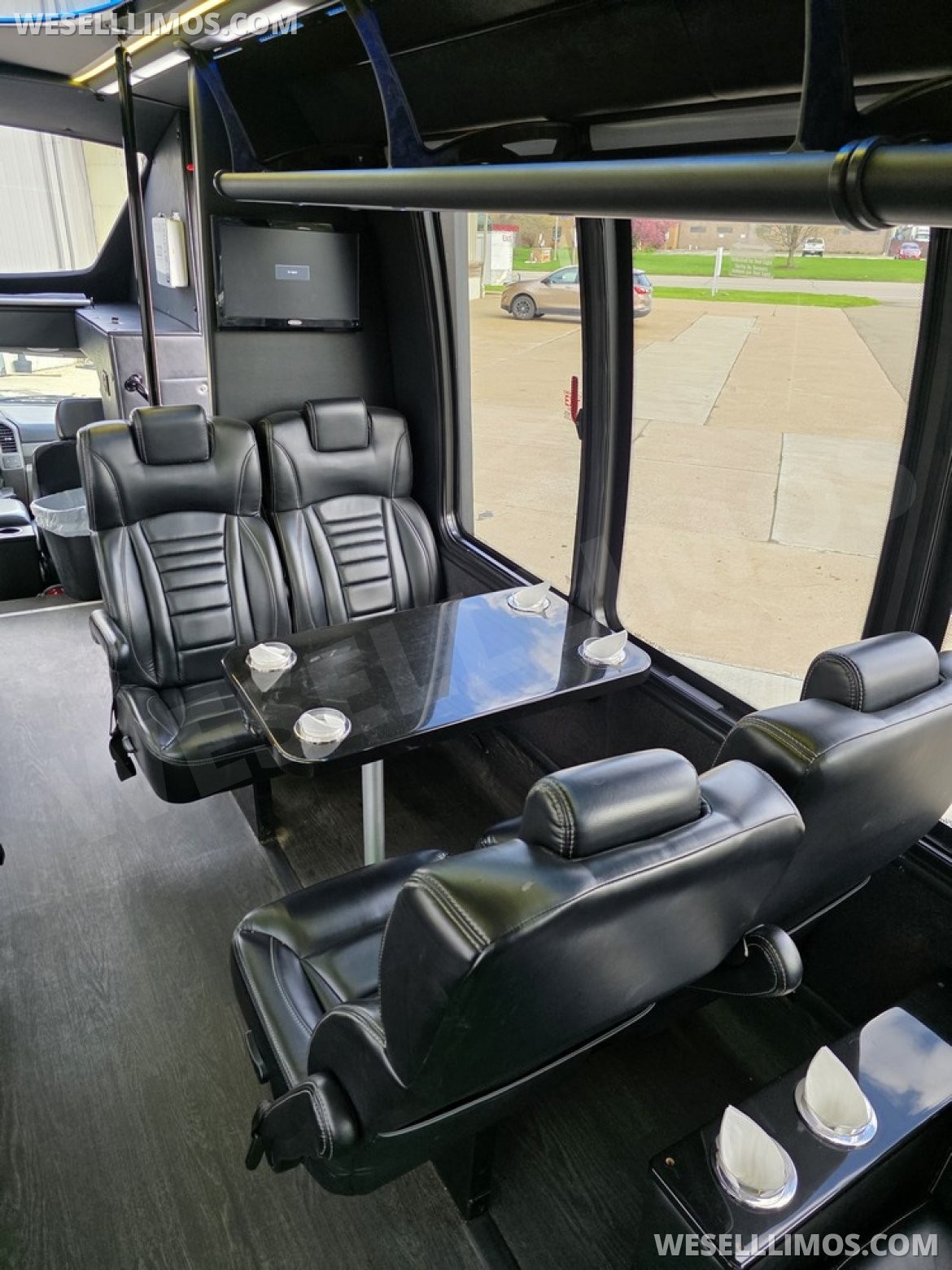 Photo of Limo Bus for sale: 2018 Ford F550 Limo Bus by Turtle Top