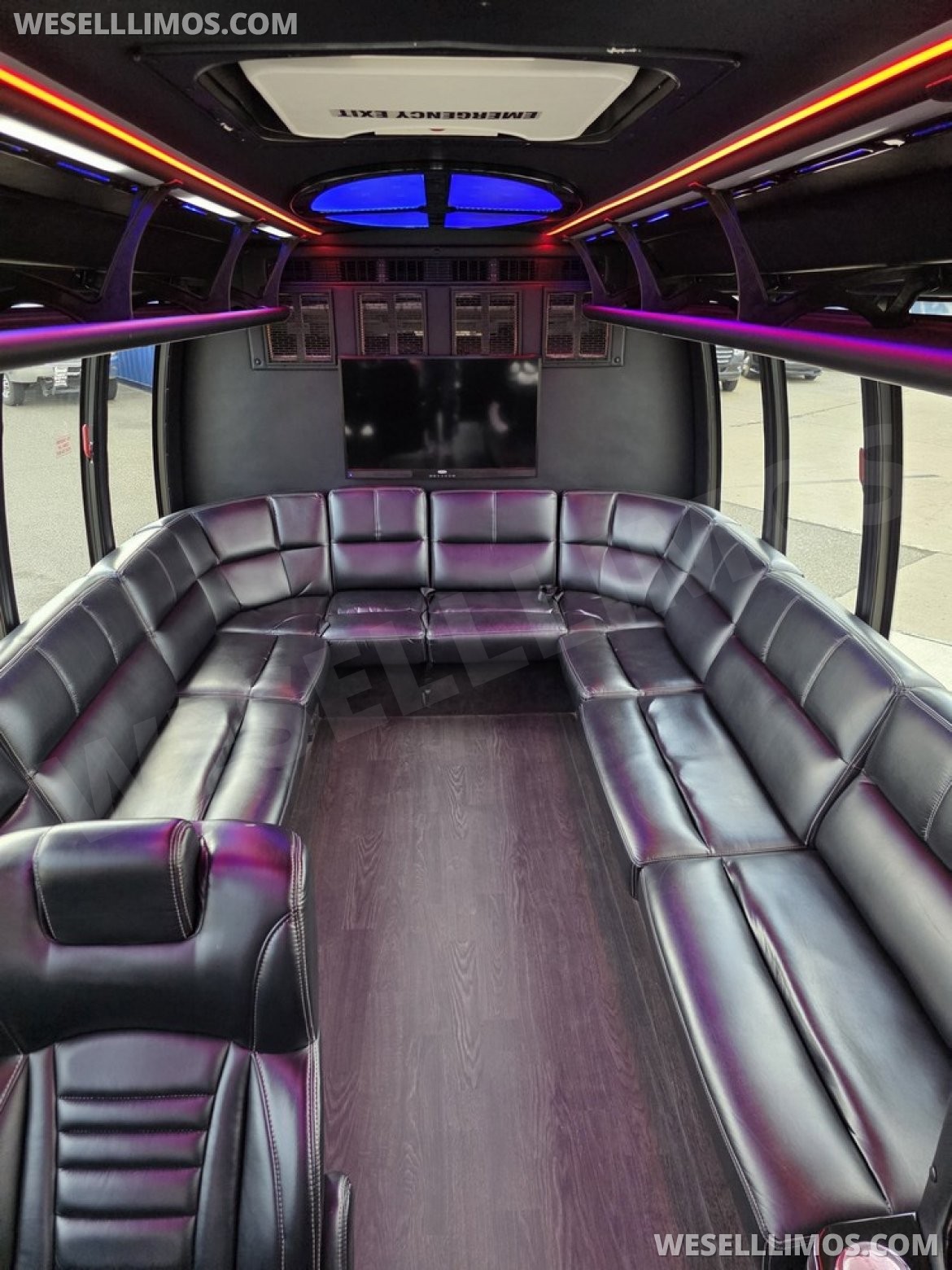 Photo of Limo Bus for sale: 2018 Ford F550 Limo Bus by Turtle Top