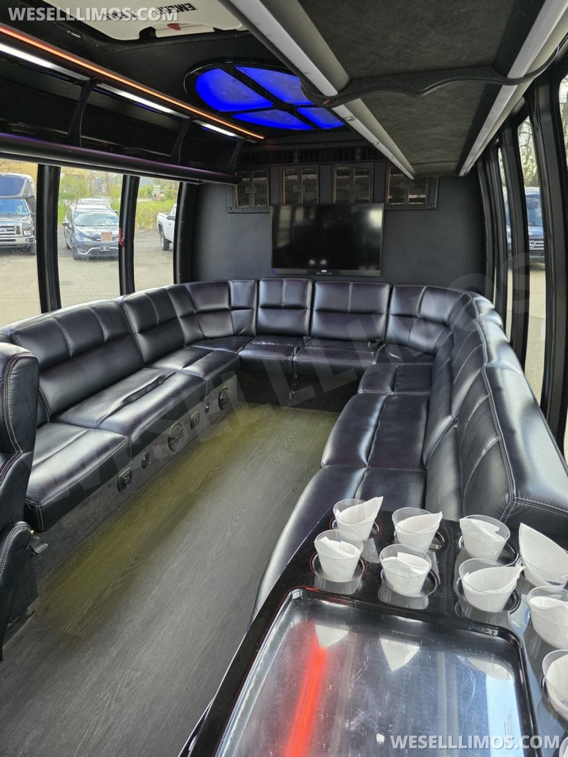 Photo of Limo Bus for sale: 2018 Ford F550 Limo Bus by Turtle Top