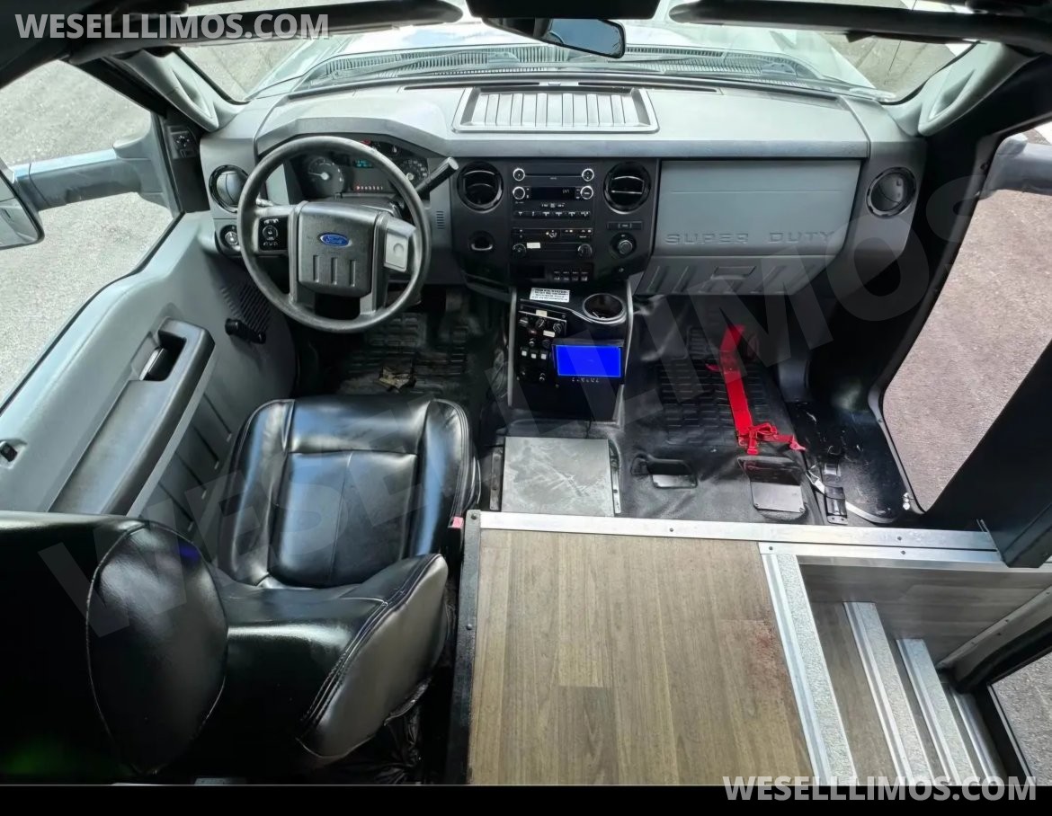 Photo of Limo Bus for sale: 2015 Ford F550 400" by LGE