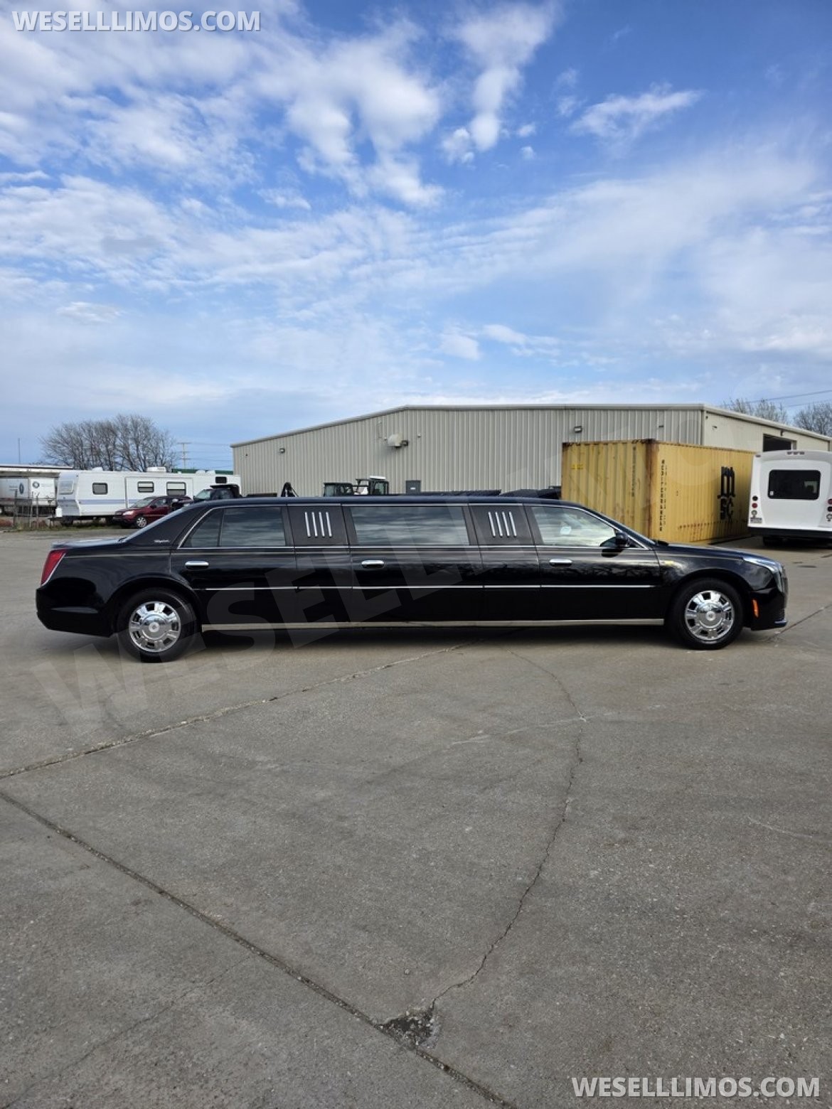 Photo of Limousine for sale: 2008 Cadillac Deville_XTS 100" by Dabryan